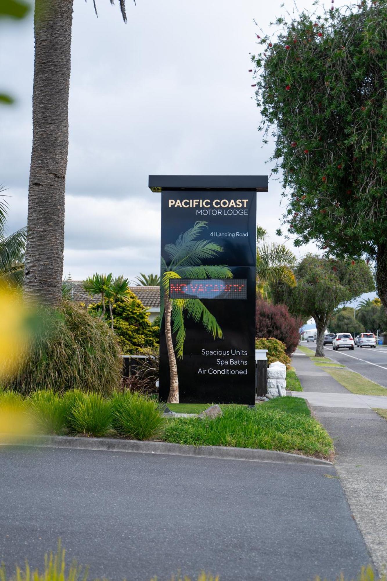 Pacific Coast Motor Lodge ファカタネ エクステリア 写真