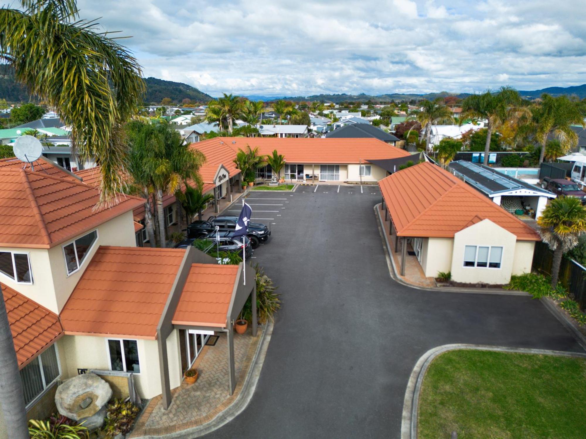 Pacific Coast Motor Lodge ファカタネ エクステリア 写真