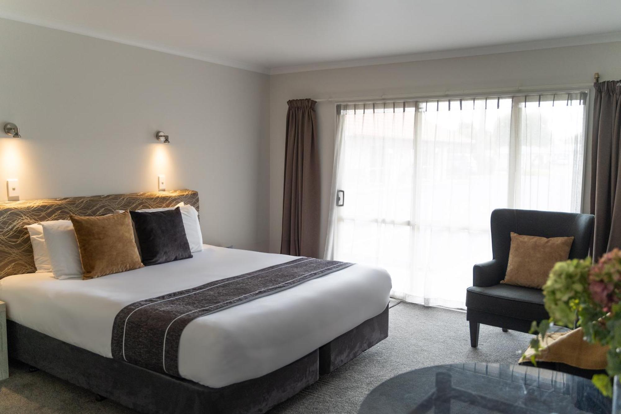 Pacific Coast Motor Lodge ファカタネ エクステリア 写真