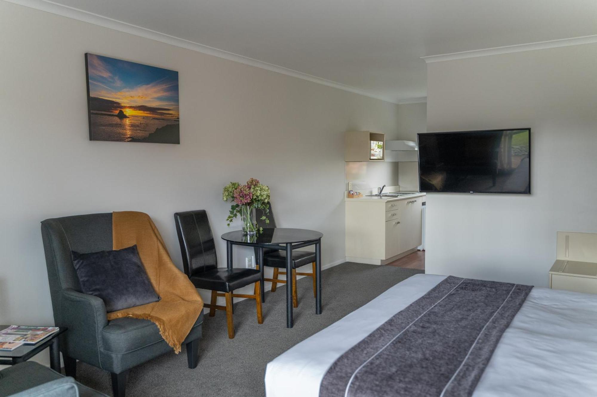 Pacific Coast Motor Lodge ファカタネ エクステリア 写真