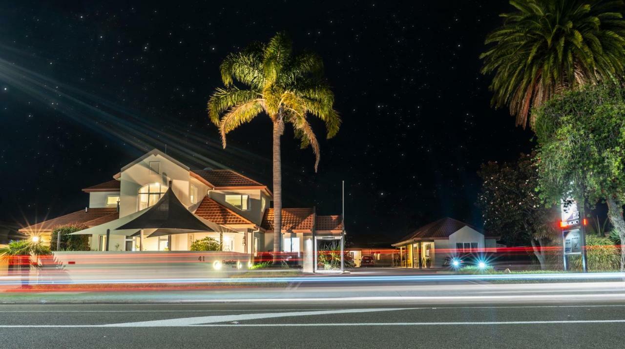 Pacific Coast Motor Lodge ファカタネ エクステリア 写真